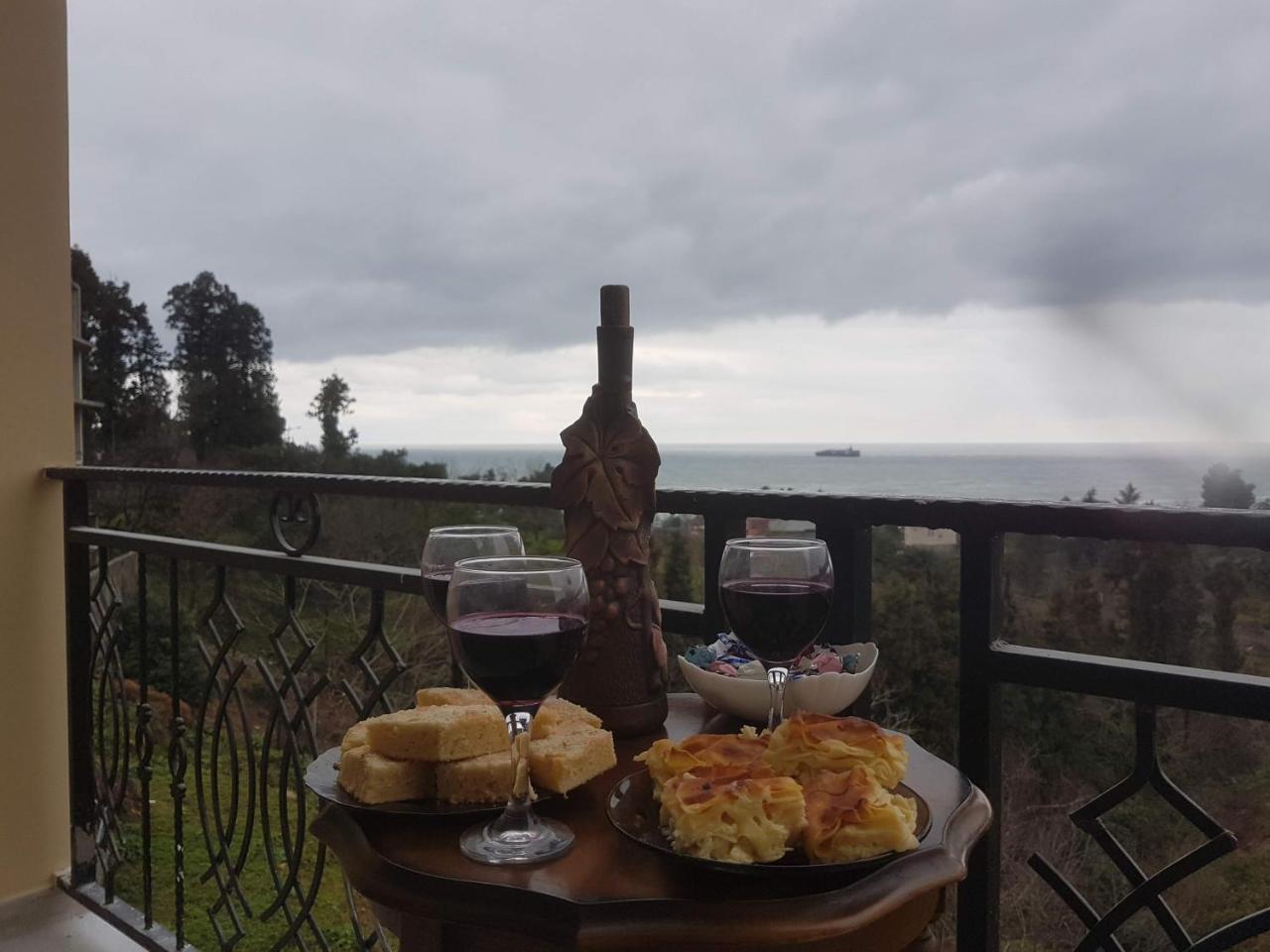Iberia 2019 Hotel Batumi Eksteriør billede